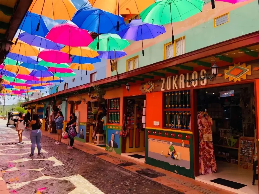 Tour a Guatapé - Image 3